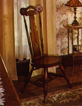 The so-called "medium's chair."