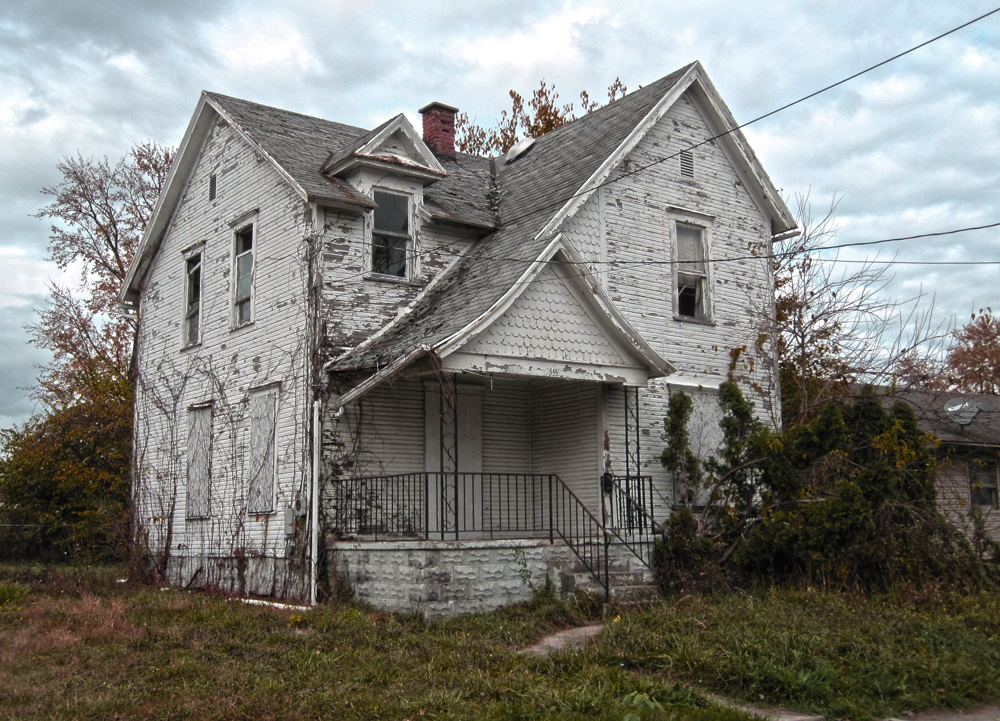 An abandoned house on Wilson Avenue.